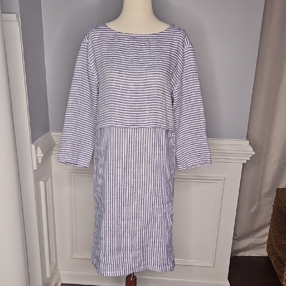 Isaac Mizrahi Three-Quarter Sleeve Striped Linen Dress - Picture 1 of 10